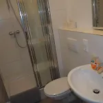 3-raum Wohnung, Ideal Fuer Monteure Und Gruppen דירה *