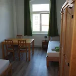 3-raum Wohnung, Ideal Fuer Monteure Und Gruppen *