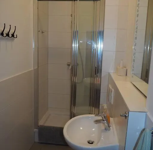 3-raum Wohnung, Ideal Für Monteure Und Gruppen